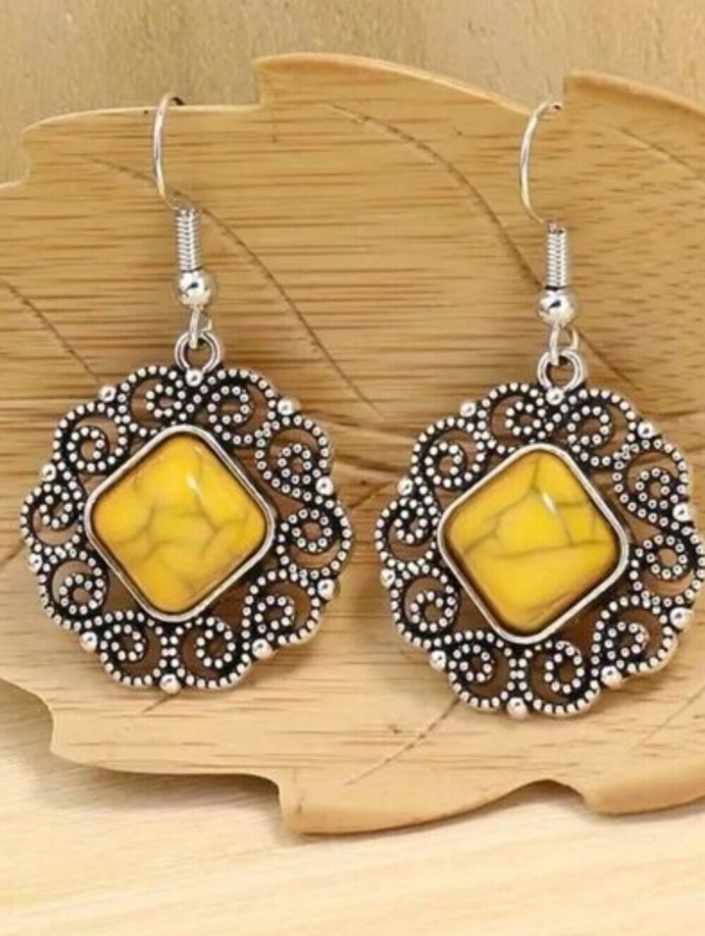 Boho Lace Detail Yellow Simulated Stone Earrings 💛